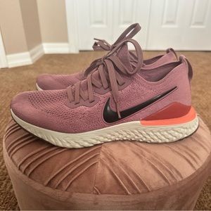 Nike Epic React Flyknit Plum Chalk